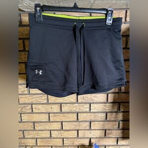 ‎Women’s Under Armour shorts black